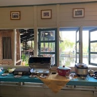 Country Lake View Hotel