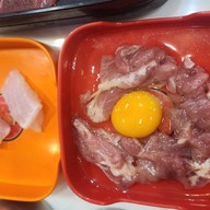 เมนูของร้าน สุกี้ตี๋น้อย ตลาดสดธนบุรี