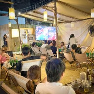 BLACKBEACH อาหารตามสั่ง แซลม่อนสด ของทานเล่น ตลาดเฟิร์สวันตลาดพลู