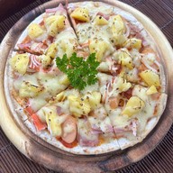 Sumator Resort & Cafe