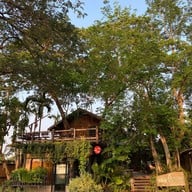 Country Lake View Hotel