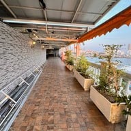 รินริมน้ำ