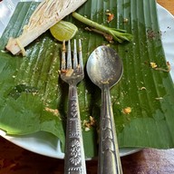 ผัดไท เตาถ่าน เจ๊อ้วน ดอนเมือง