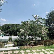 Villa La Flora kaeng Kra Chan