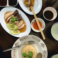 เมนูของร้าน หม่าจื้อโภชนา ข้าวมันไก่สิงคโปร์ คู้บอน48