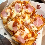 ปังหอม - ปังปิ้ง โทสต์พิซซ่า ชาเย็น ชานม นมสด (วิภาวดี64)