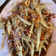 ส้มตำลาว ไก่บ้านย่างเขาสวนกวาง