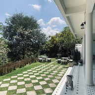 Villa La Flora kaeng Kra Chan