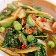 เจ๊ไหม แหลมฉบัง -