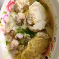 เมนูของร้าน ไทยอร่อย