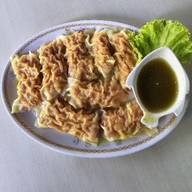 สถานีไก่ทอด สนามชัย
