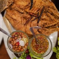 เมนูของร้าน ครัวชาติสมบูรณ์