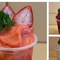 น้ำผลไม้ปั่นสมูทตี้ ใช้เนื้อผลไม้เน้นๆ (ร้านไอ้แว่นชาบู&ปิ้งย่าง) สวนหลวง