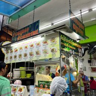 จังโก้บะหมี่เกี๊ยวคอนแวนต์