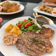 เมนูของร้าน CHARIOT Pub & Restaurant