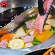 สุกี้นินจา ตลาดฟู้ดดี้ฟาร์ม บางใหญ่ (ซอยวัดพระเงิน)