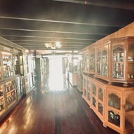 เรือนช้าง ร้านอาหารและคาเฟ่