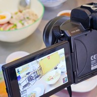 หน่อย อร่อย