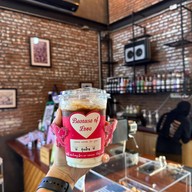 MIDDLE MAN roastery & coffee NARATHIWAT