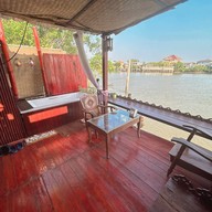 เรือนช้าง ร้านอาหารและคาเฟ่