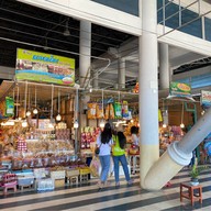 ตลาดร้อยเสา
