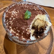 เมนูของร้าน Alek's House -