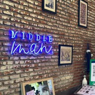MIDDLE MAN roastery & coffee NARATHIWAT