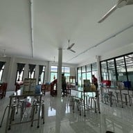 ก๋วยเตี๋ยวเดินดง สำนักงานใหญ่