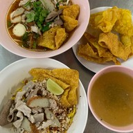 กิมท้อ นครปฐม ก๋วยเตี๋ยวต้มยำ