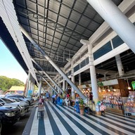 ตลาดร้อยเสา