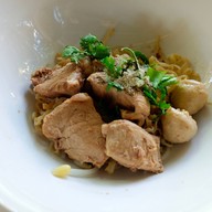 เมนูของร้าน ร้านเตี๋ยวคอกไก่