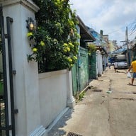 Farm to Table ไฮด์เอาท์