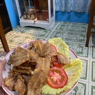 ร้านอาหารลุงดำ องครักษ์