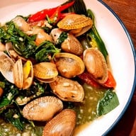 อบอวล ประชาชื่น