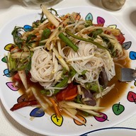 ส้มตำเจ๊ฝน