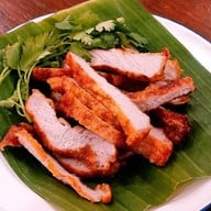 อบอวล ประชาชื่น