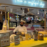 Waffleful วาฟเฟิลเสียบไม้เจ้าแรกในไทย ซีคอนศรีนครินทร์