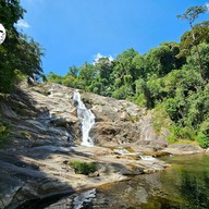 น้ำตกกะโรม