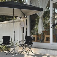 Tweez Coffee สาขาคลังอาวุธ, อุบลฯ