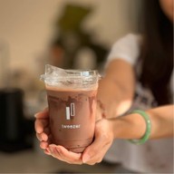 Tweez Coffee สาขาคลังอาวุธ, อุบลฯ