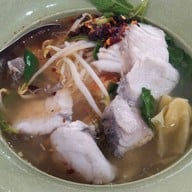 เมนูของร้าน ต้มยำน้ำลึก