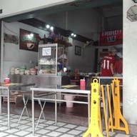 หน้าร้าน ต้มยำน้ำลึก