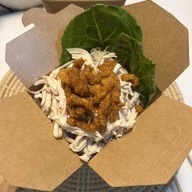 หมี่ไก่ฉีก วิชญา