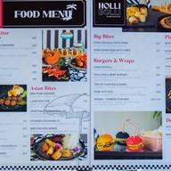 Holli Bolli, Radisson Suite Bangkok