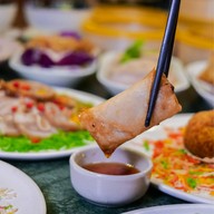 ตงเพ้ง Charlie's by Tong Peng พระรามสี่