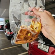 เมนูของร้าน วาฟเฟิล & เมี่ยง Waffle hug by คุณนุ้ย ตลาดเขตบางขุนเทียน ตลาดเขตบางขุนเทียน