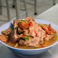 เมนูของร้าน ข้าวหมูทอดอร่อยมาก บางบอน