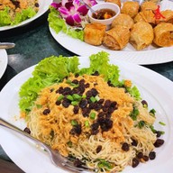 Bay Marina Restaurant & Coffee By Chunlee Grand เบย์มาริน่าสาขาในเมือง