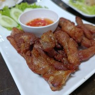 เมนูของร้าน DN แดงหน่องแหนมเนือง เมืองเก่า