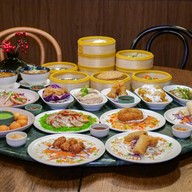 ตงเพ้ง Charlie's by Tong Peng พระรามสี่